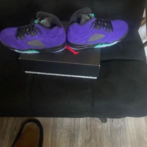Jordan 5 Alternate Grape for sale!